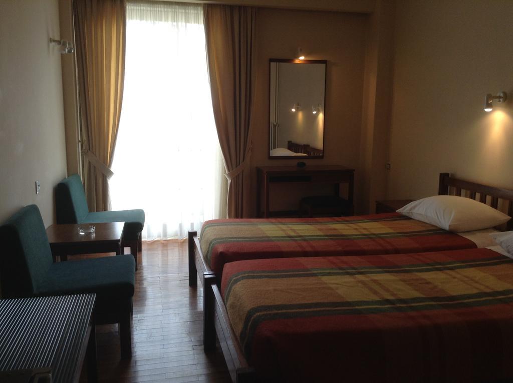Hotel Alexandros Volos Habitación foto
